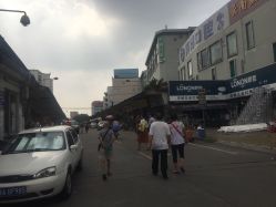 探訪南泰日用品批發市場 一站式采購的利弊分析與實用指南